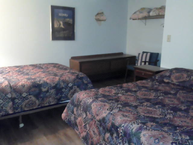 Basement 2 Full beds